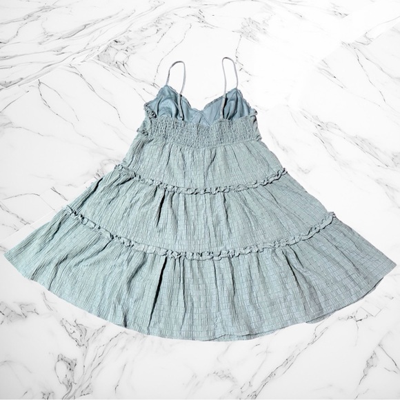 Max + Ash Sage Green Smocked Tiered Mini Dress size M - Picture 3 of 4